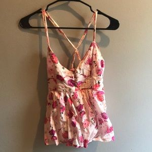 Floral tank top. XS.